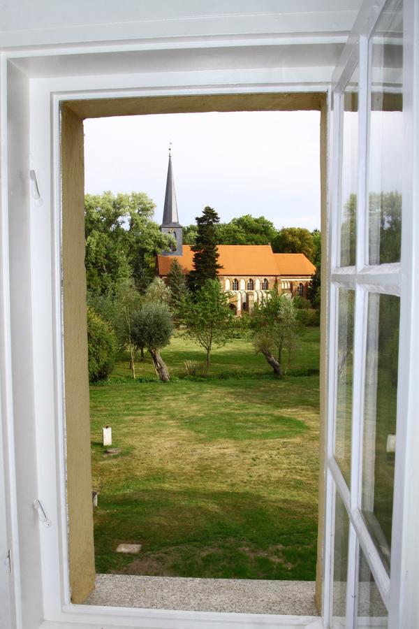 Klosterhotel Marienfliess Stepenitz Exteriör bild